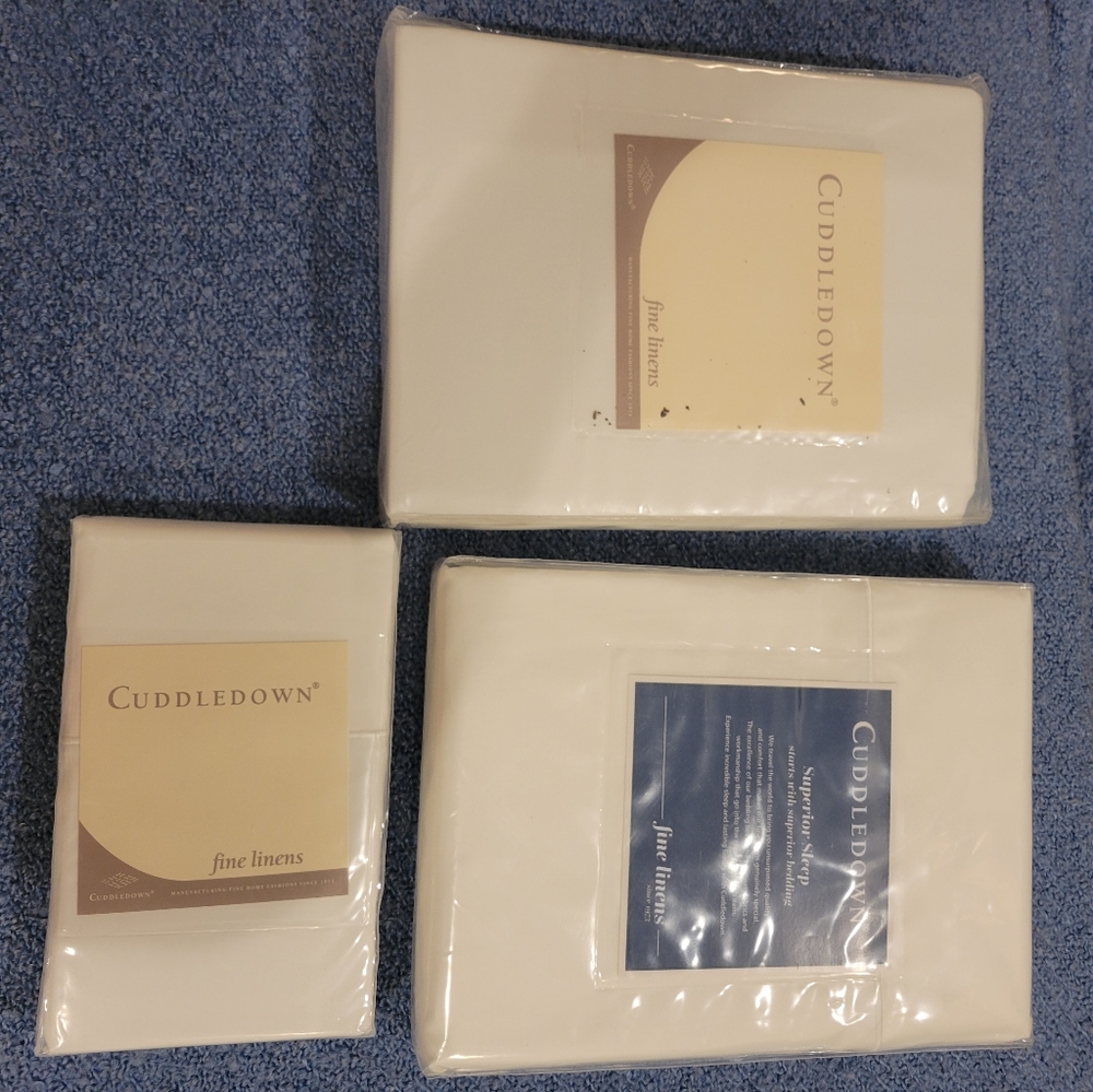 King Flat Sheet Fitted Sheet Set and Pillow cases 100% cotton NEW UNOPENED